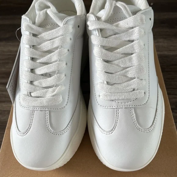 Height platform sneaker - Picture 2 of 3